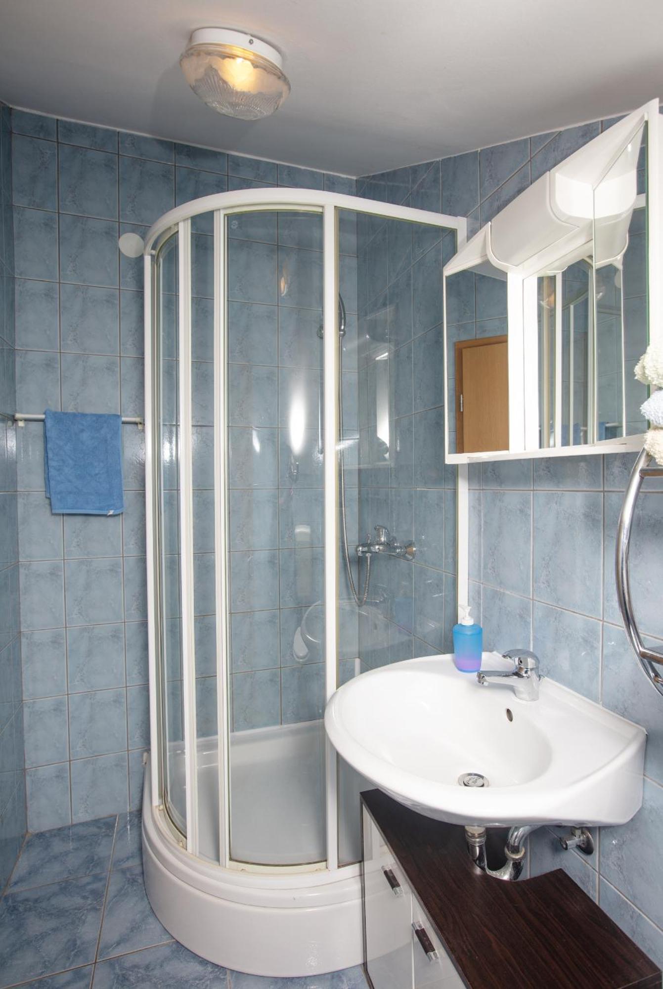 Apartments With A Parking Space Vodice - 6178 Quarto foto
